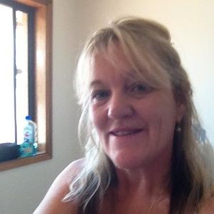 Meet your Posher, Leanne